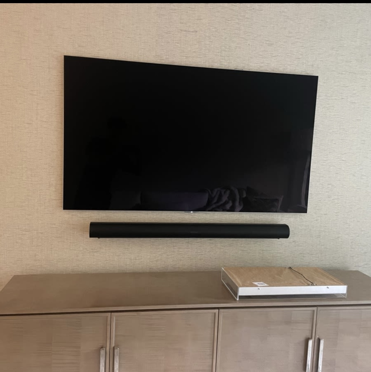 Bedroom flush mount with soundbar